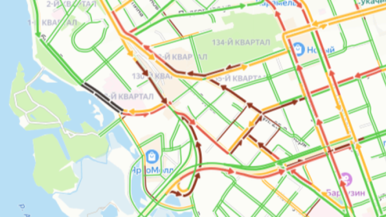 В Иркутске затруднено движение на правобережной развязке Академического моста